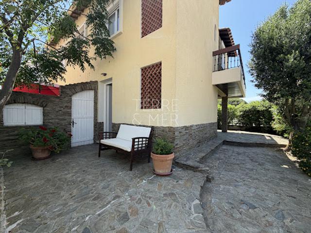 Maison avec jardin et terrasse