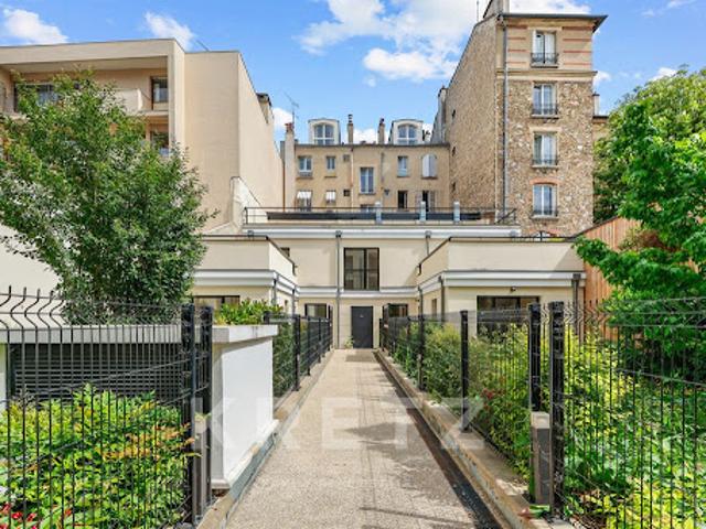 Maison avec jardin et terrasse