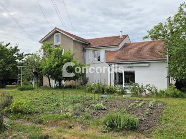 Maison avec jardin et terrasse