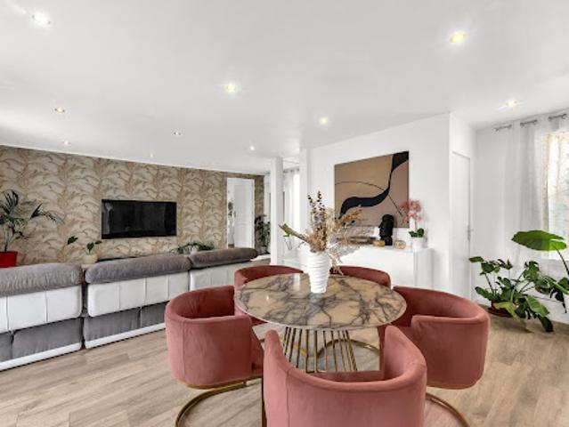 Maison avec jardin et terrasse