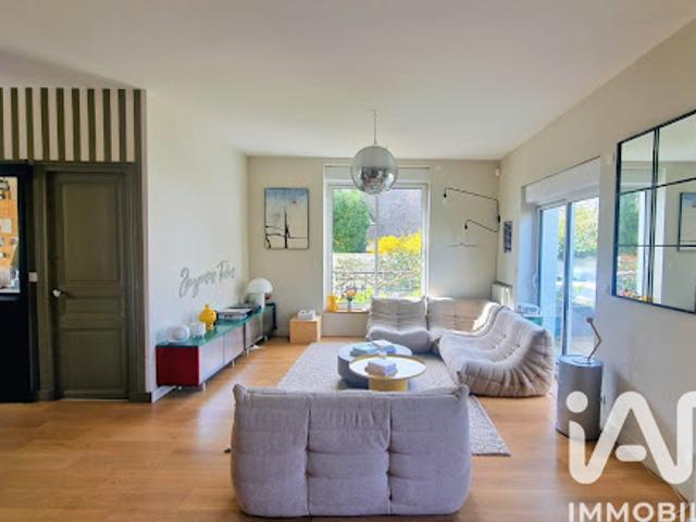 Maison avec jardin et terrasse
