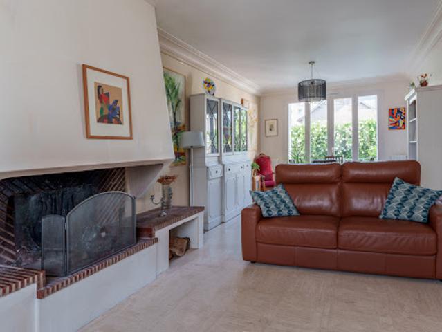 Maison avec jardin et terrasse