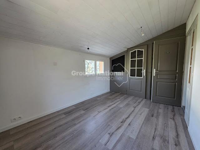 Maison avec jardin et terrasse