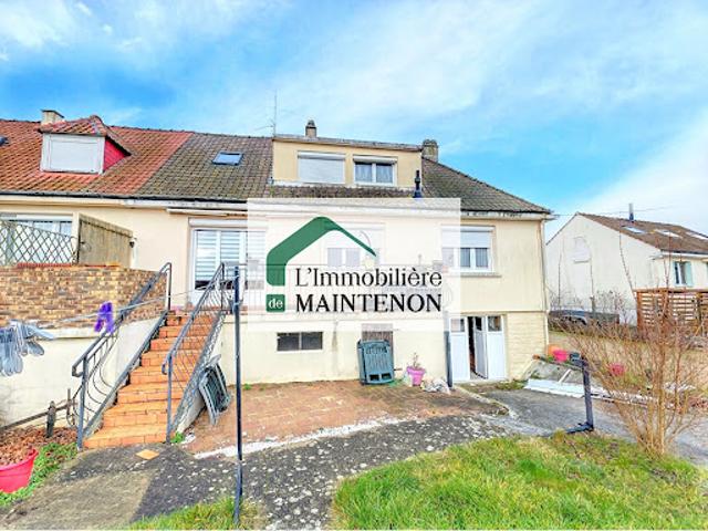 Maison avec jardin et terrasse