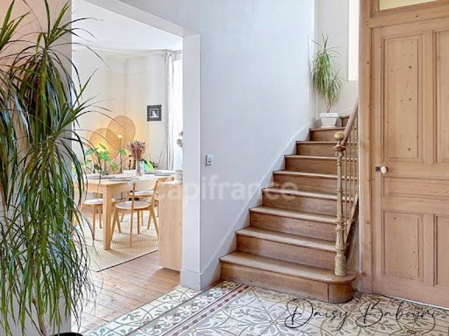 Maison avec jardin et terrasse