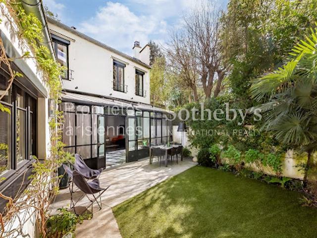 Maison avec jardin et terrasse