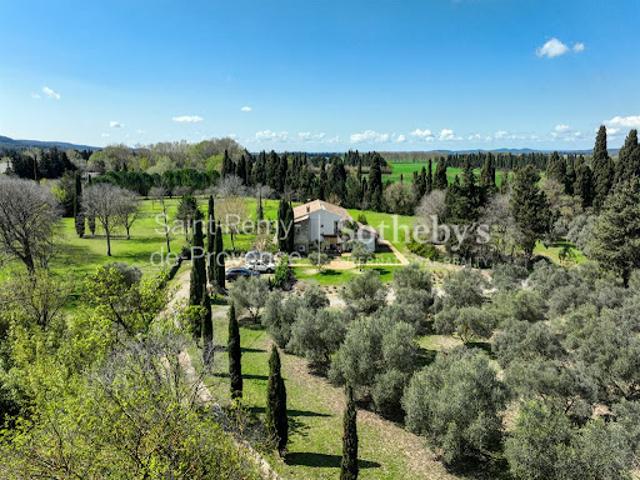 Maison avec jardin et terrasse