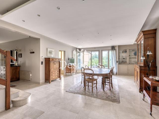 Maison avec terrasse