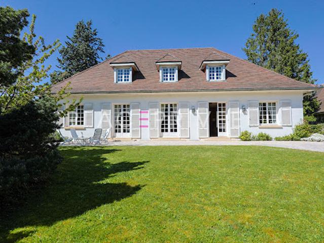 Maison avec jardin et terrasse