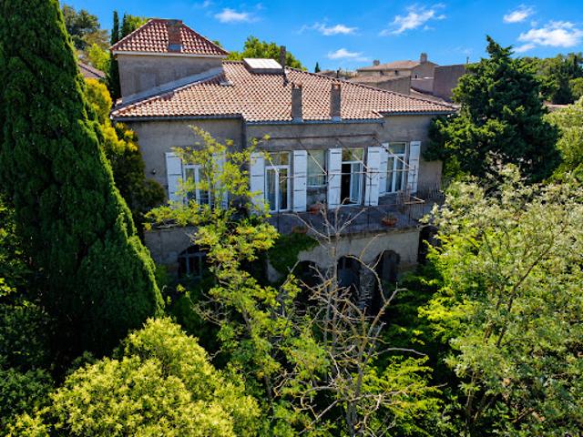 Maison avec jardin et terrasse
