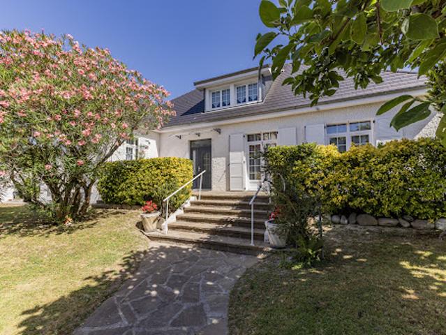 Maison avec jardin et terrasse