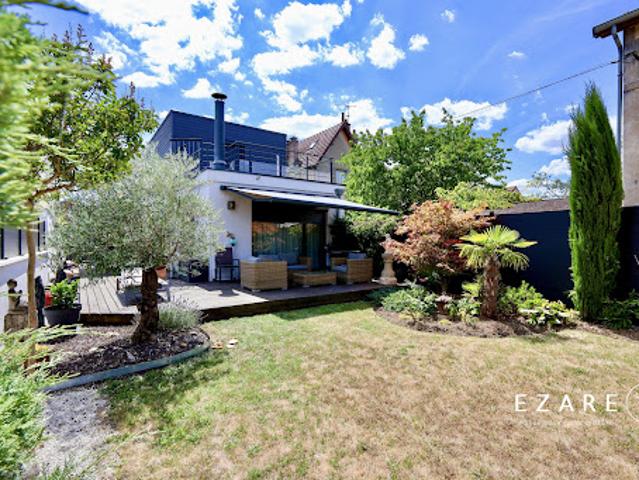 Maison avec jardin et terrasse