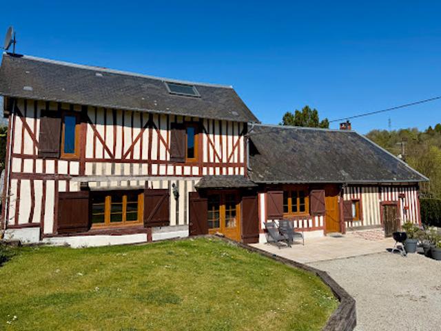 Maison avec jardin et terrasse