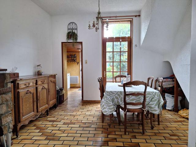 Maison avec jardin: proche commerces