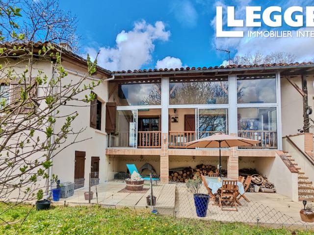 Maison avec jardin, véranda et cheminée – Charme, potentiel et calme à deux pas des commoditése
