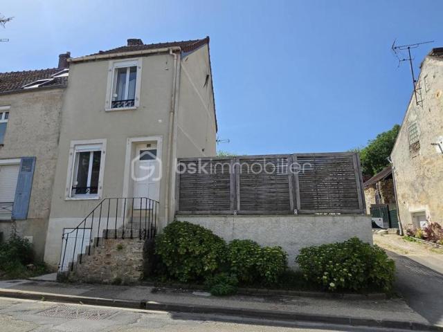 Maison avec jardinet