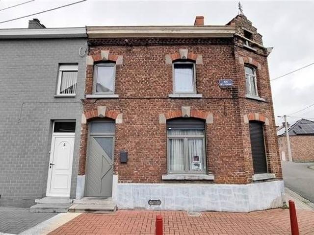 Maison avec petit jardin