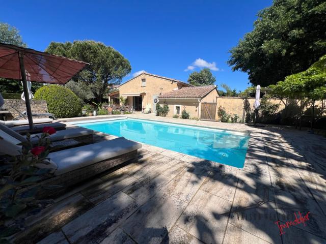 Maison avec piscine à 10 mn de Vaison la Romaine