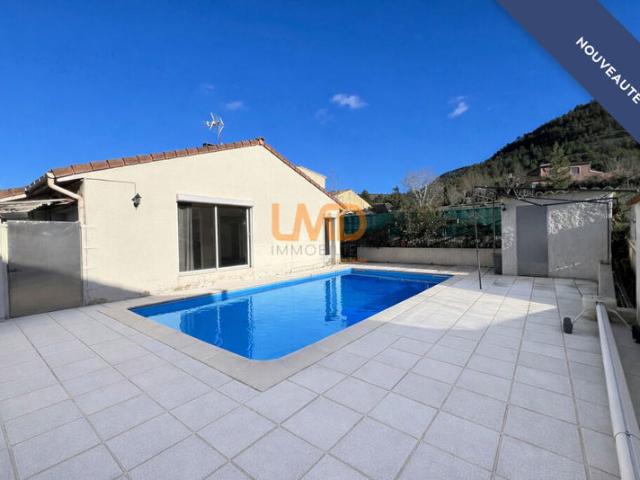 Maison avec piscine – Centre de Vesseaux – Commodités à pied
