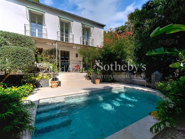Maison avec piscine et jardin