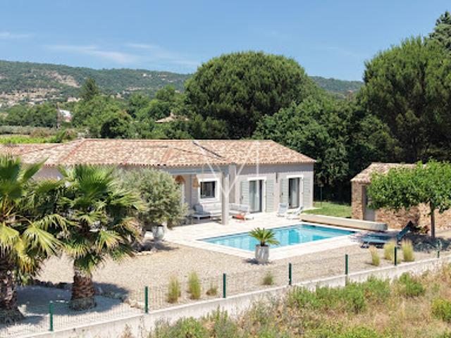 Maison avec piscine et jardin