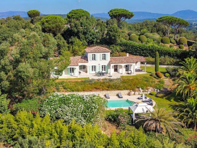 Maison avec piscine et jardin