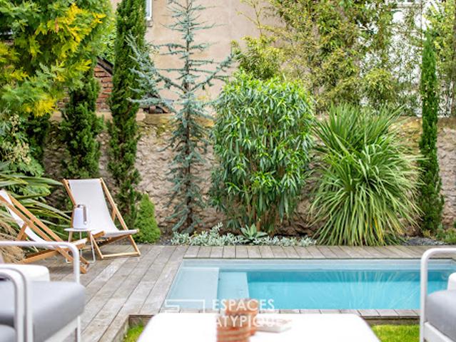Maison avec piscine et jardin