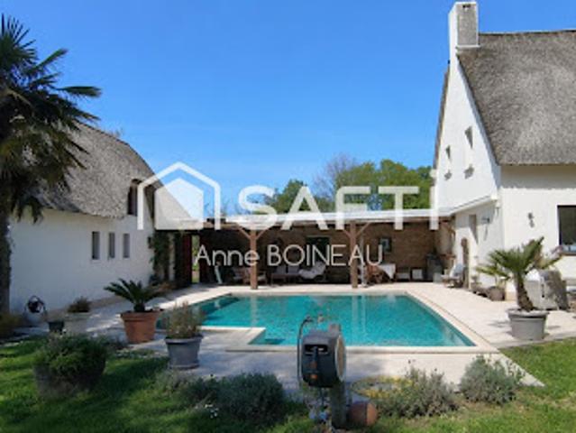 Maison avec piscine et jardin