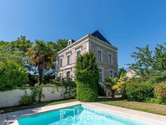 Maison avec piscine et jardin