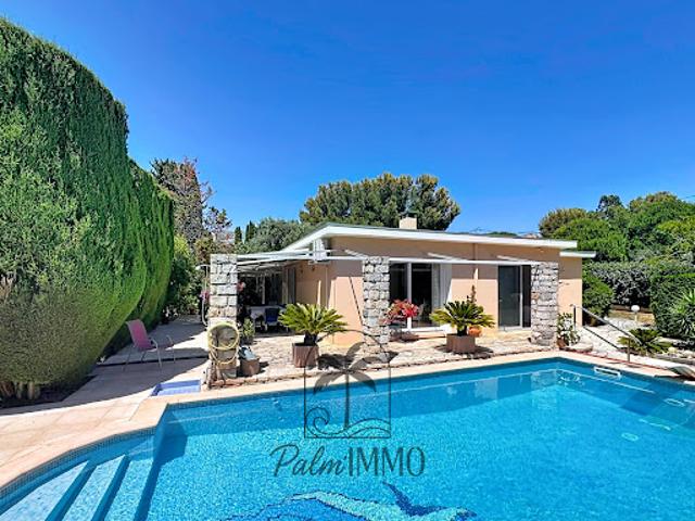 Maison avec piscine et jardin