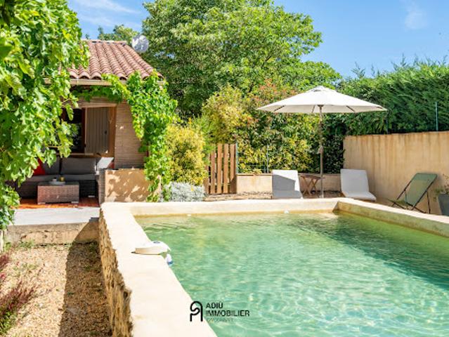 Maison avec piscine et jardin