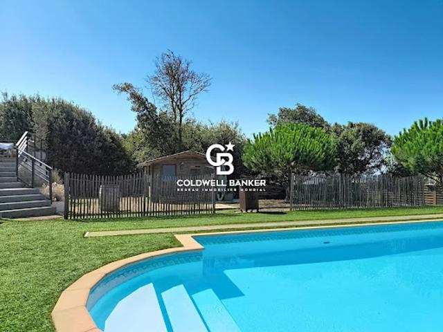 Maison avec piscine et jardin
