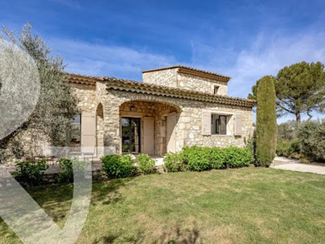 Maison avec piscine et jardin