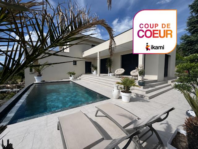 Maison avec piscine et jardin