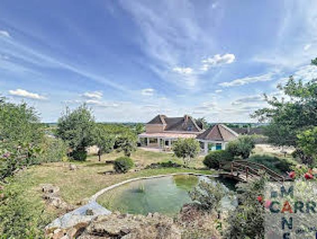 Maison avec Piscine et Jardin