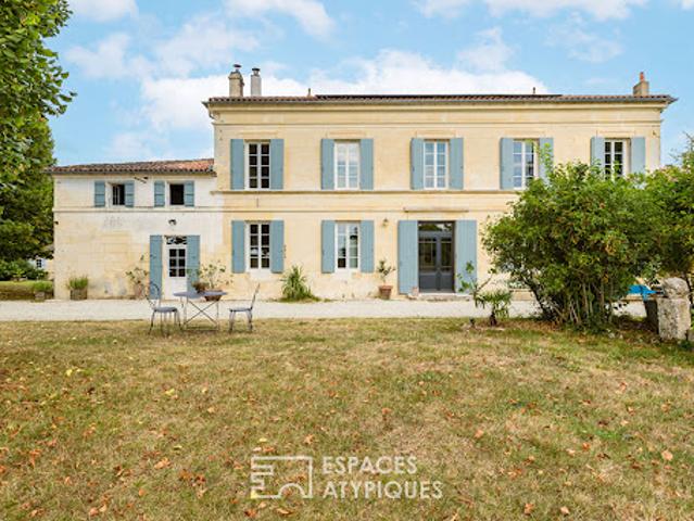 Maison avec piscine et jardin
