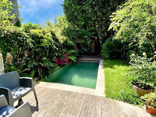 Maison avec piscine et jardin