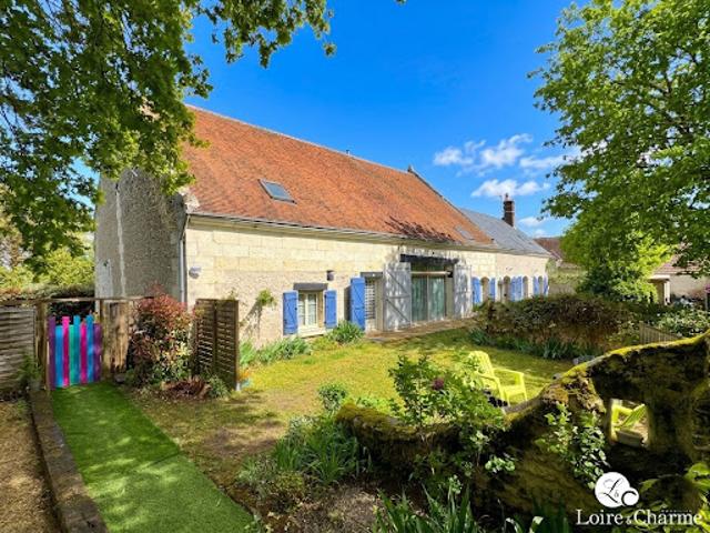 Maison avec piscine et jardin