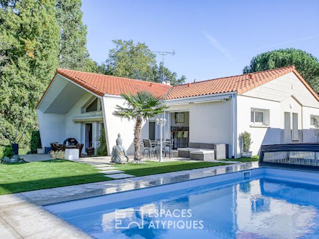 Maison avec piscine et jardin