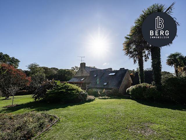 Maison avec piscine et jardin