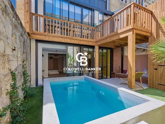 Maison avec piscine et jardin