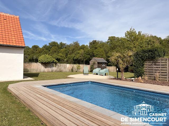 Maison avec piscine et jardin