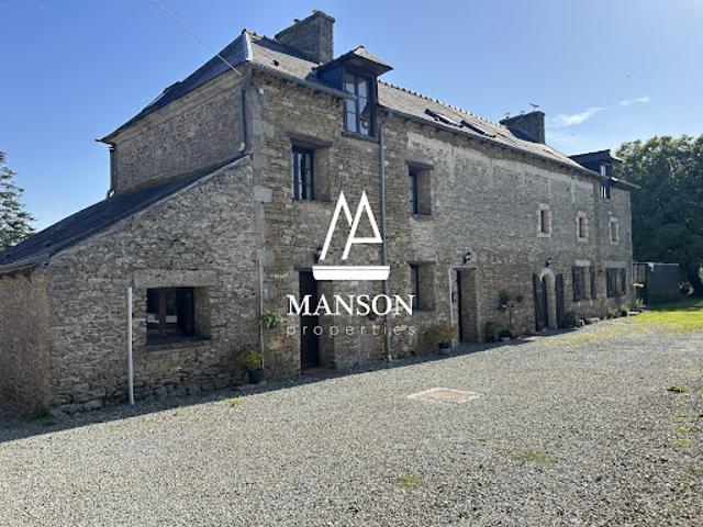 Maison avec piscine et jardin