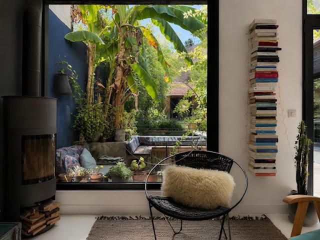Maison avec piscine et jardin
