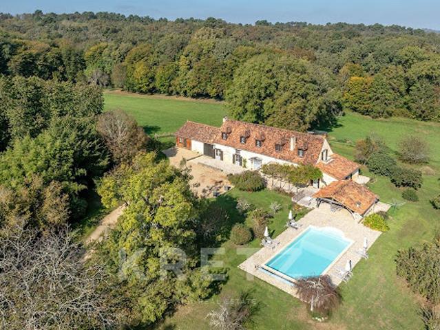Maison avec piscine et jardin