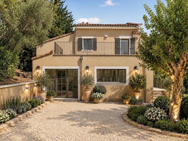 Maison avec piscine et jardin