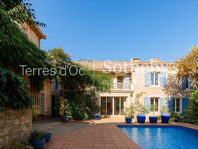 Maison avec piscine et jardin