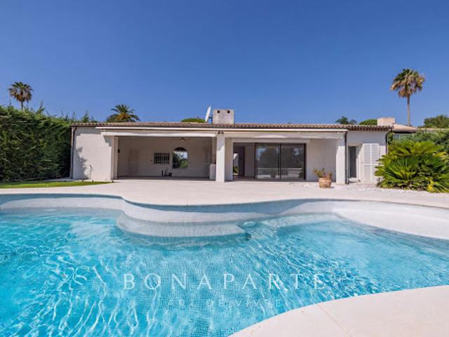 Maison avec piscine et jardin