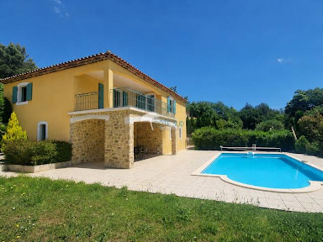 Maison avec piscine et jardin