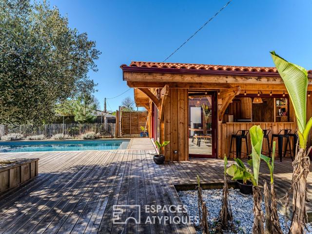 Maison avec piscine et ses dépendances en lisière de forêt 243m² Biscarrosse